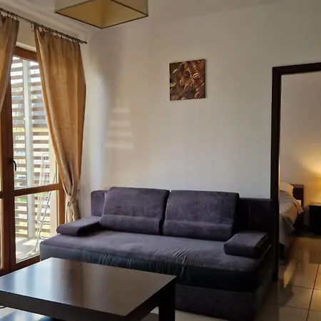 Apartment Ams 8b Rewal